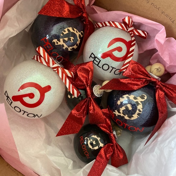 Peloton Ornament - Picture 2 of 2